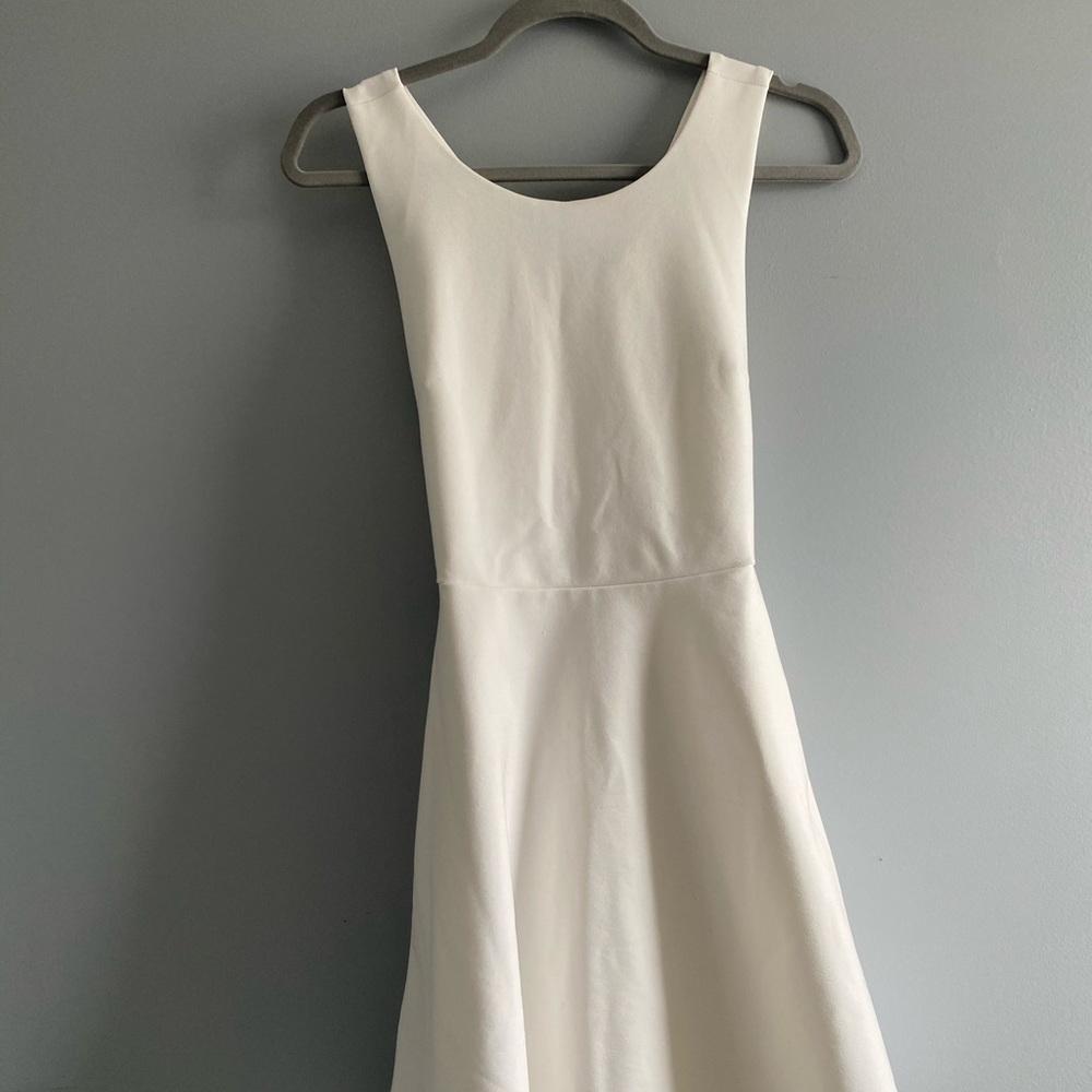 White Dress With Pockets